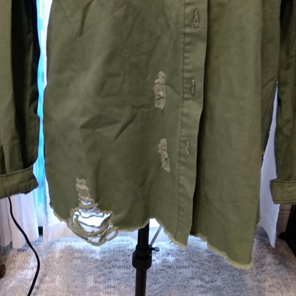 Army green jacket - Picture 3 of 4